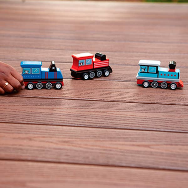 Pull Back Train