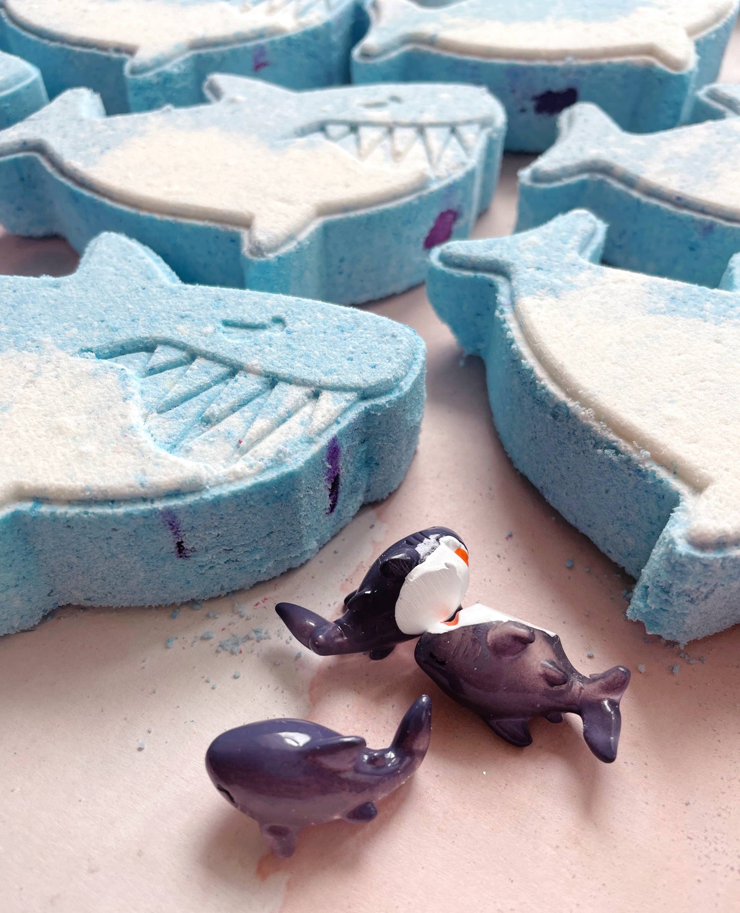 Shark Bath Bomb with toy!