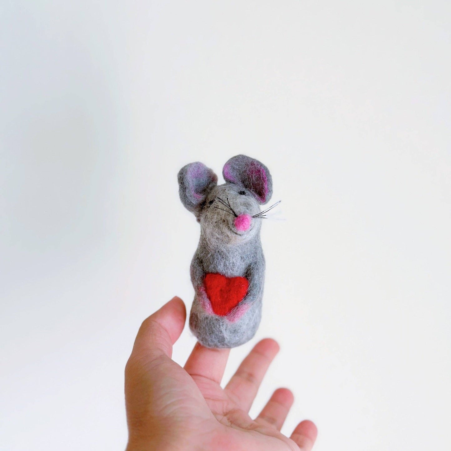 Felt Mouse Holding a Heart Finger Puppet