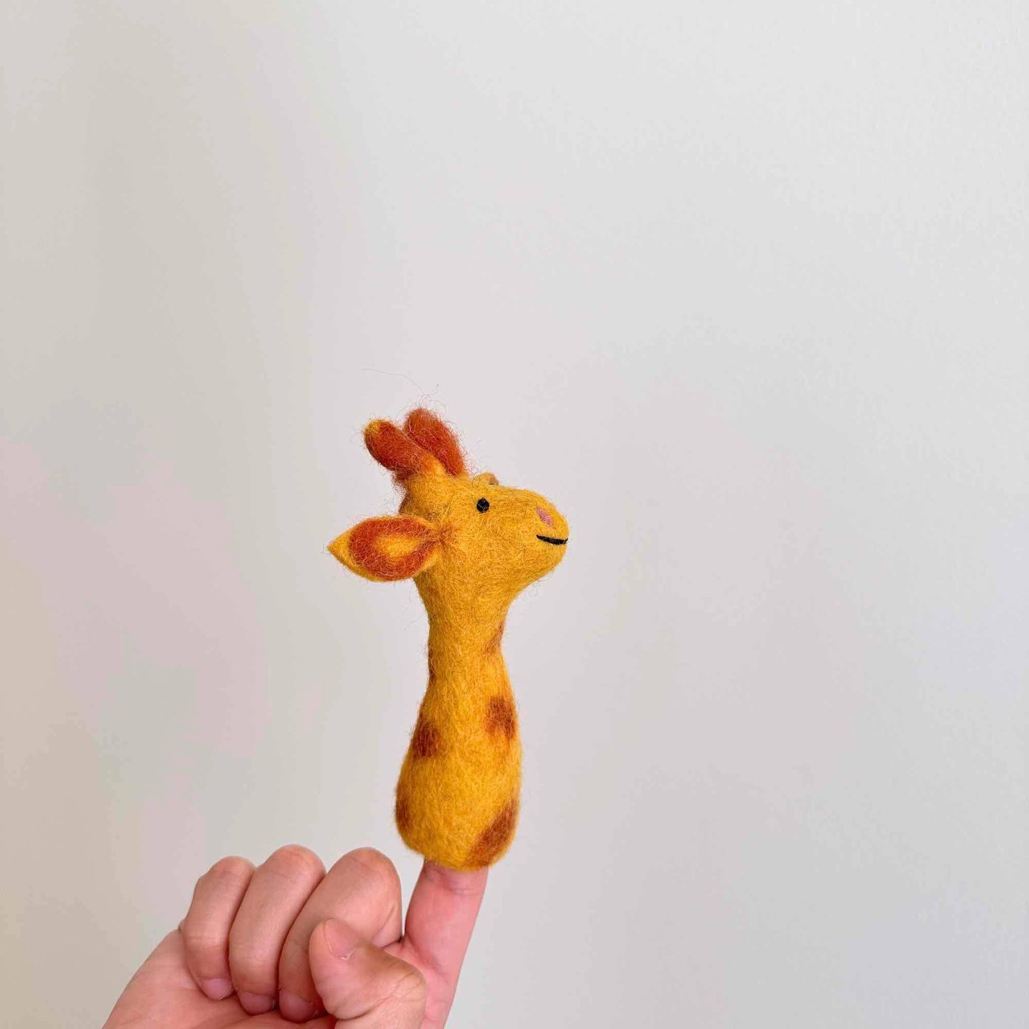 Felt Giraffe Finger Puppet