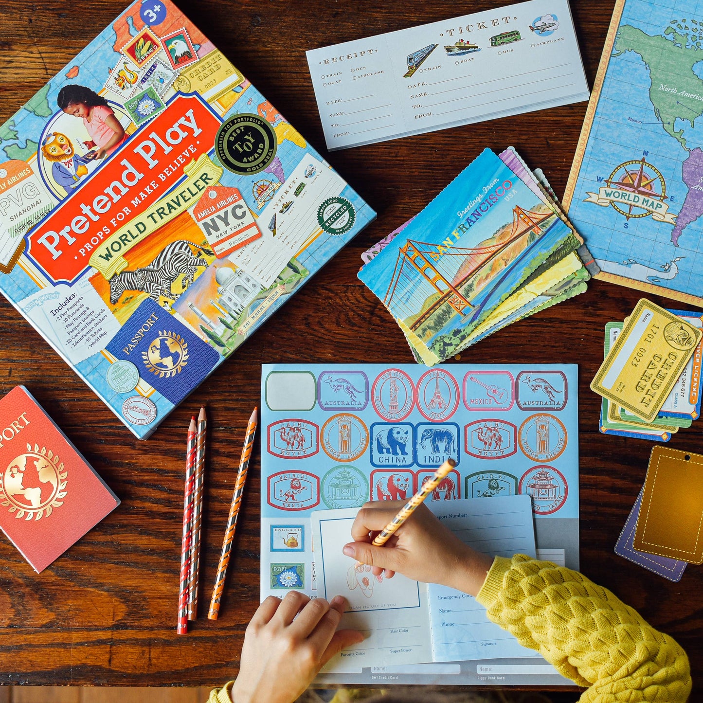 World Traveler Pretend Play