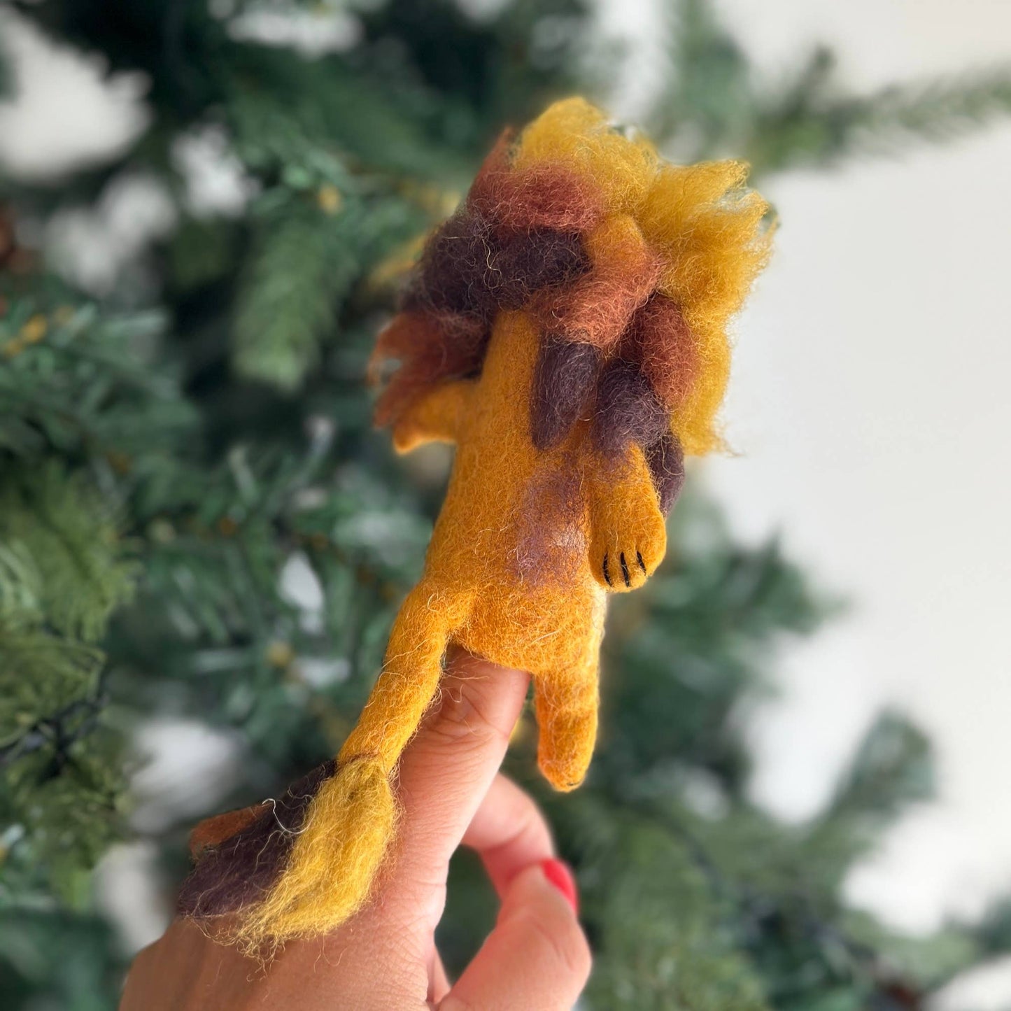 Felt Fluffy Lion Finger Puppet