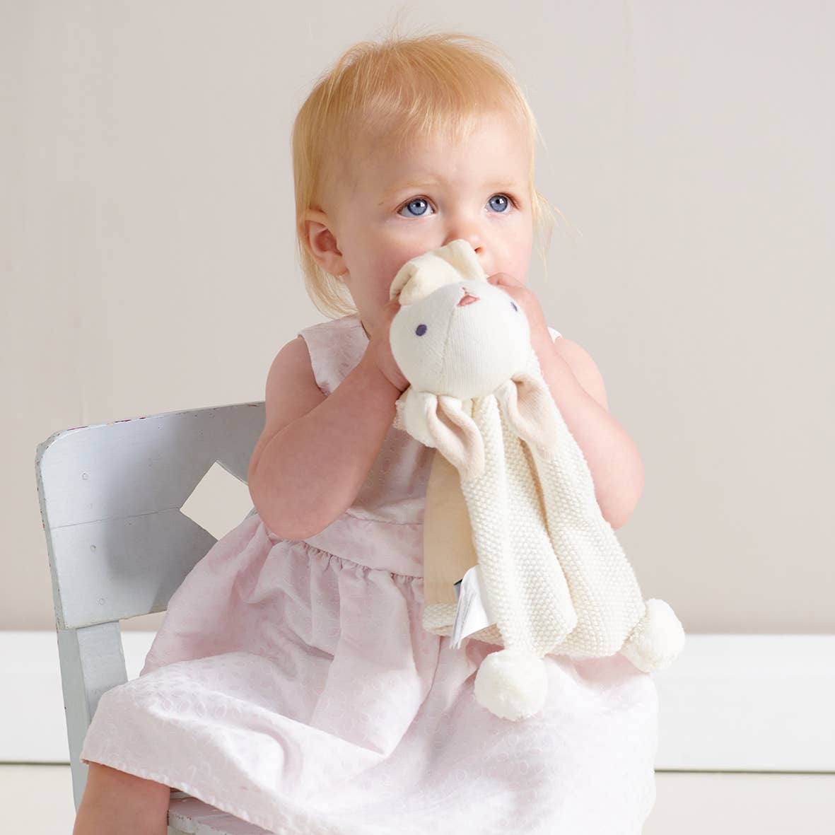 Baby Threads cream bunny comforter