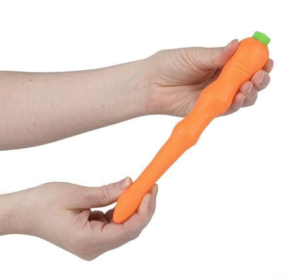 STRETCH AND SQUEEZE CARROT