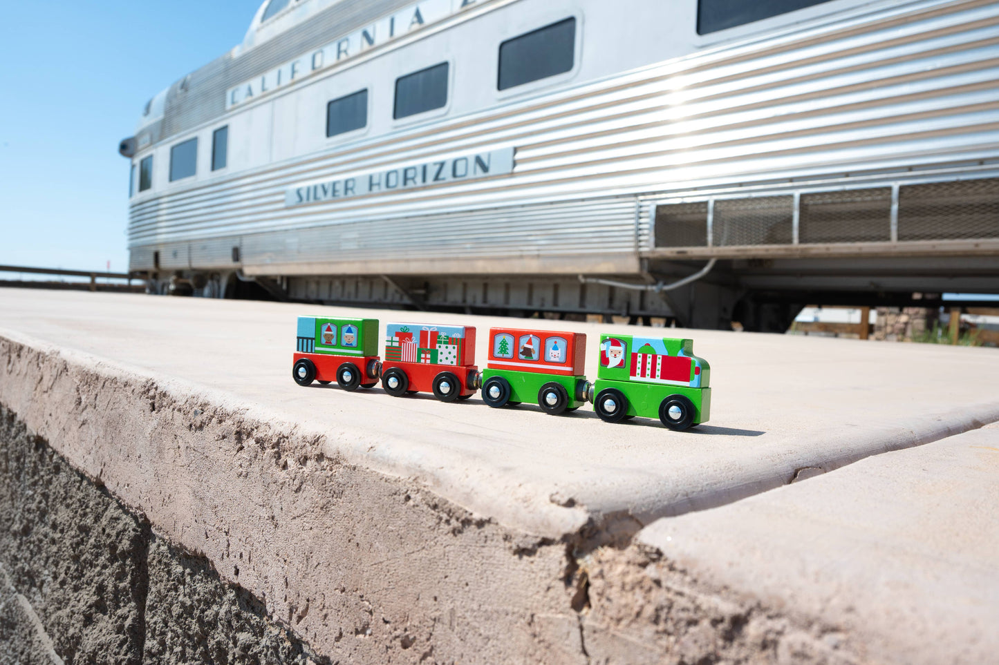 Magnetic Christmas Train Mighty Minis set/4