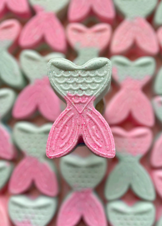 Mermaid Bath Bomb - with toy inside!