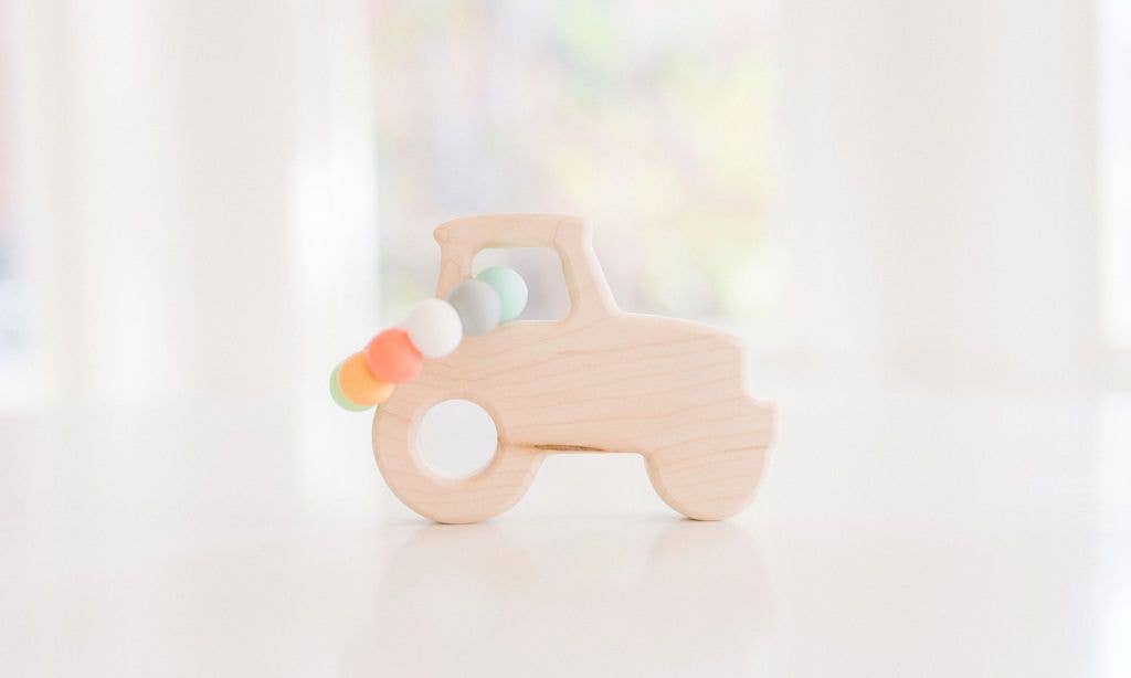 Tractor Grasping Wooden Baby Toy with Teething Beads: MOUNTAIN