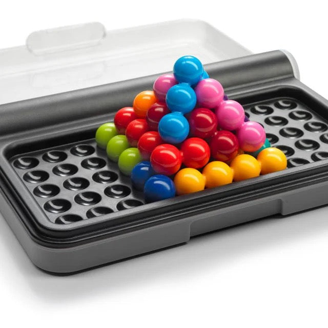 IQ PUZZLER PRO Compact Board Game Puzzle