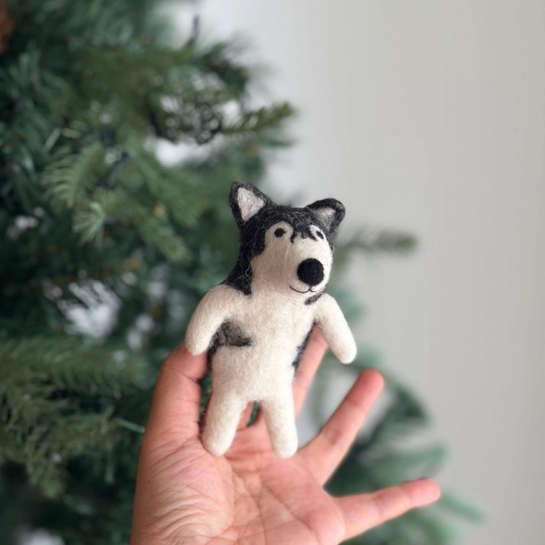 Felt Alaskan Husky Finger Puppet