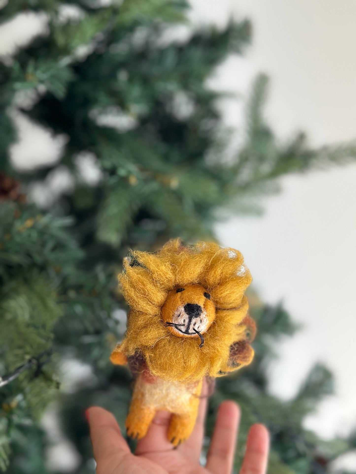 Felt Fluffy Lion Finger Puppet